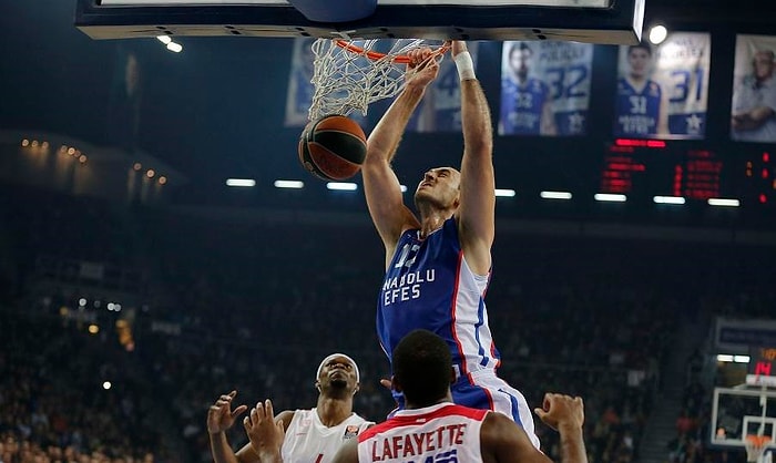 Anadolu Efes, Olympiakos'u Ezdi Geçti