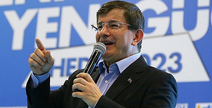 Davutoğlu: 'Eskiden Genelkurmay'dan Bahsederken Apoletleri İşaret Ediyorlardı'