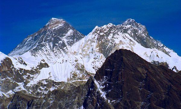 4. Tibet’te dünyanın en dik dağlarından Lhotse Dağı’na tırmanmak