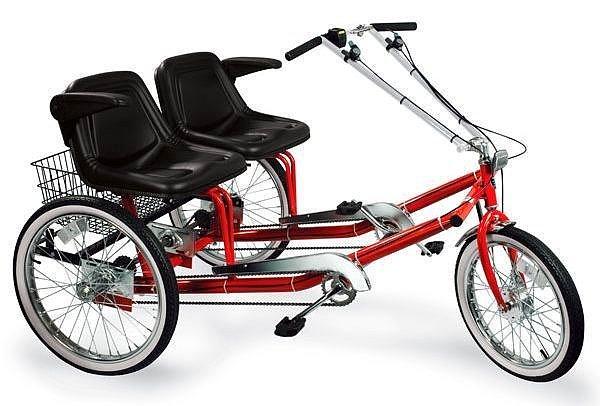 6. Dual Seat Adult Tricycle, çiftler için üretilmiş bisiklet.