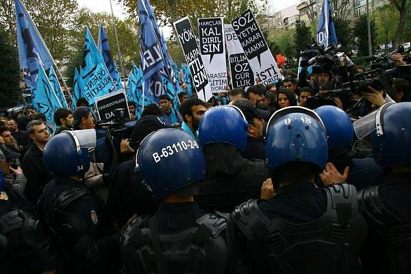 2010: Tarihi tokat Ankara’dan geldi!