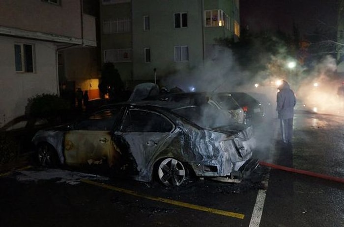 Üsküdar'da 9 Araç Kundaklandı