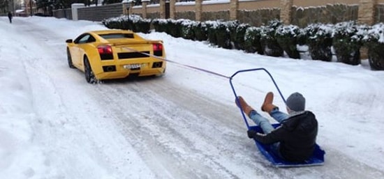 Karlı Kış Günleriyle Baş Etmek Konusunda Bizden Çok Daha İyi Olan 24 Uçuk İnsan