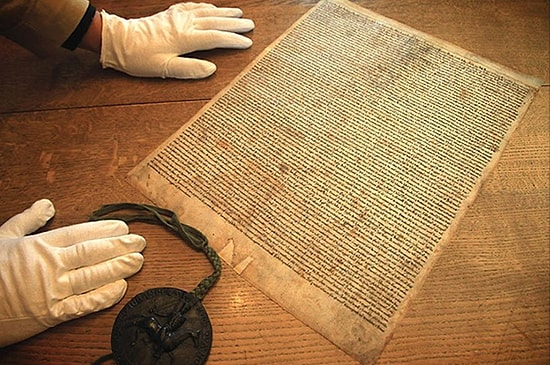 Magna Carta'nın 700 Yıllık Nüshası Bulundu