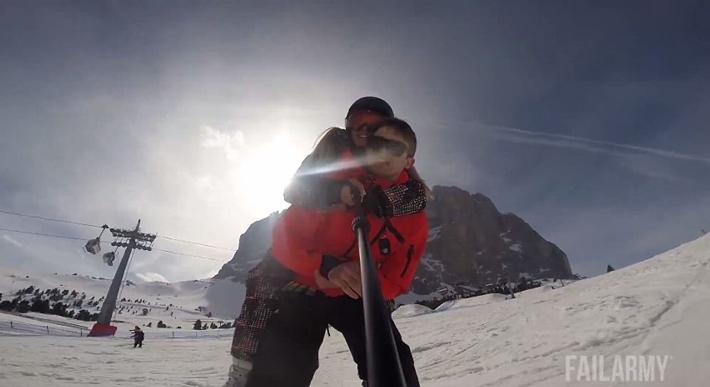 Bu Defa Komik Duruma Düşen 'Çiftler' | Sevgililer Günü'ne Özel Kazalar