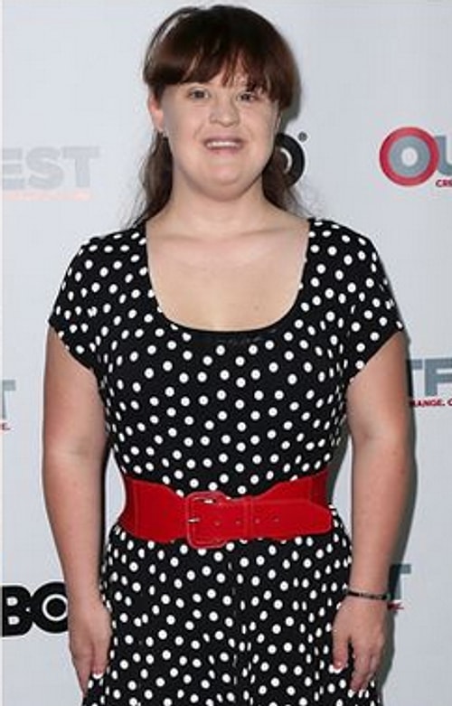 Bir Başarı Öyküsü: 13 Fotoğrafta Down Sendromlu Model ve Oyuncu Jamie Brewer