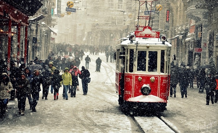 İstanbul'da Yoğun Kar Yağışı Uyarısı