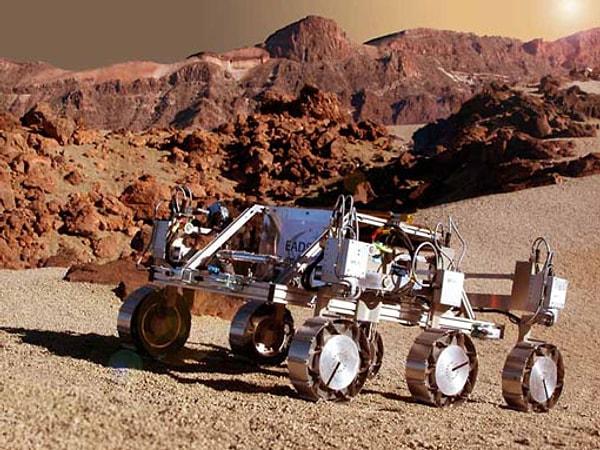 15. Mars gezegeninin tüm popülasyonu robotlardan oluşuyor.