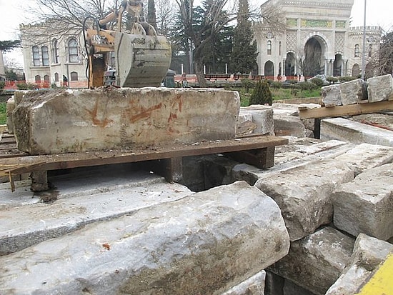 Beyazıt Meydanı'nda Neler Oluyor?