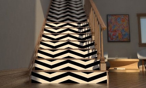 Bir merdiven ki, sanat eserinden hallice