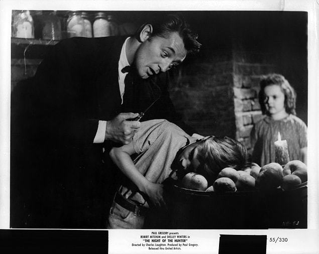 13. The Night of the Hunter (Caniler Avcısı, 1955)