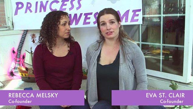 Princess Awesome projesinin yaratıcıları olan iki anne: Rebecca Melsky ve Eva St. Clair.