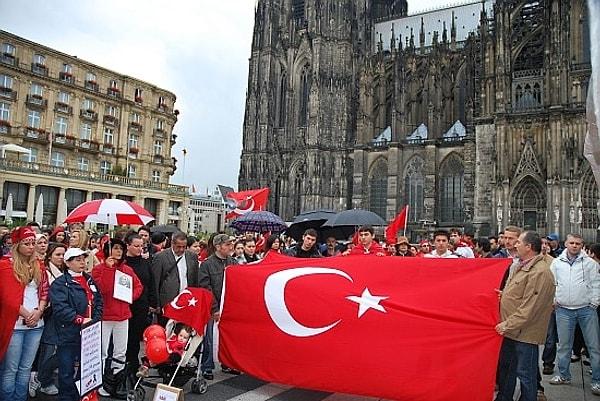 14. "Türkler Avrupalı olmaya çalışıyor."