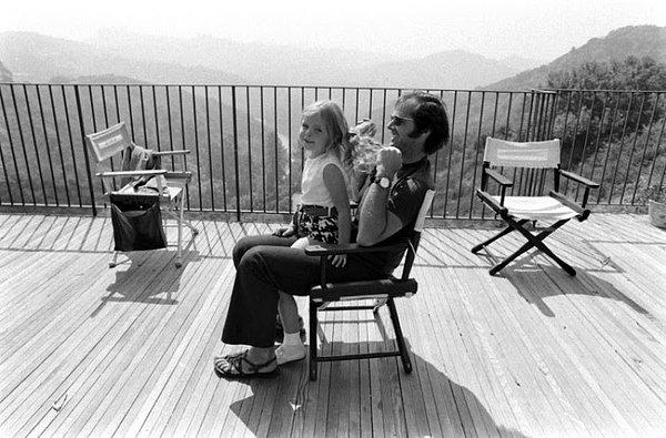 8- Aktör Jack Nicholson ve kızı Jennifer, 1969.