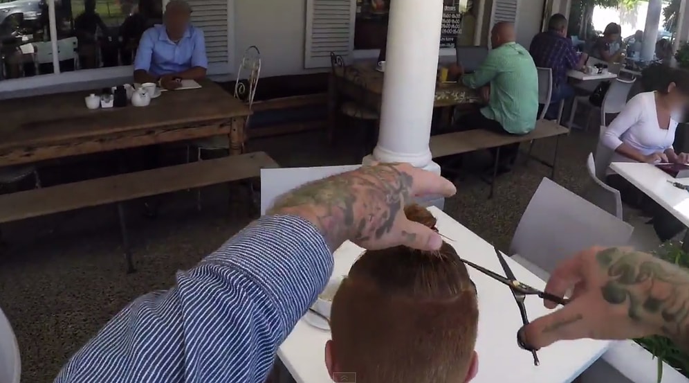 Sokakta Tanımadıkları İnsanların Saçlarını Kesip Kaçan Rahatsız Adamlar