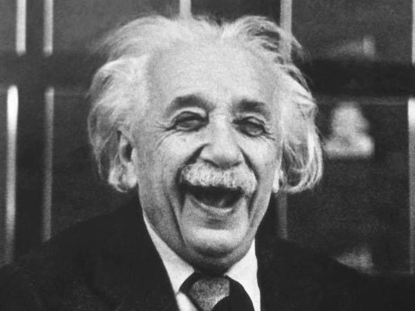 5. Albert Einstein, en ünlü bilim adamlarının başında geliyor...