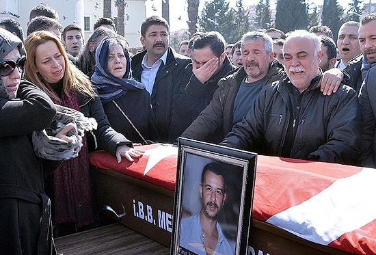 Fırat Çakıroğlu İzmir'de Toprağa Verildi