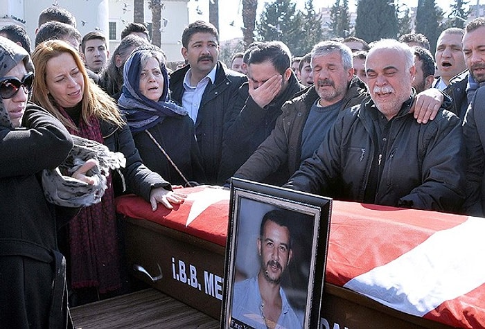 Fırat Çakıroğlu İzmir'de Toprağa Verildi