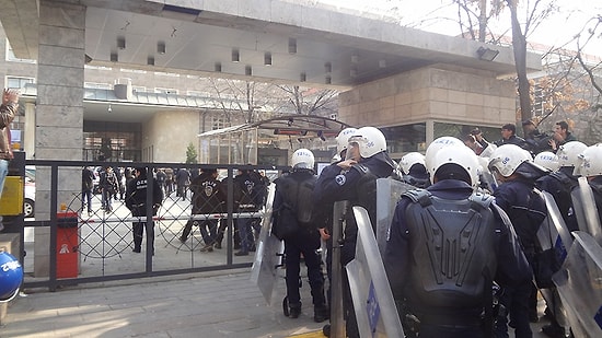 Ankara Üniversitesi DTCF'de Eğitime Üç Gün Ara