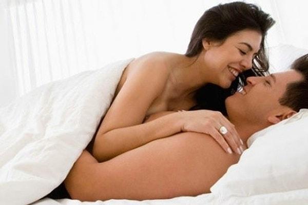 Araştırmalara göre erkekler kadınlardan daha romantik