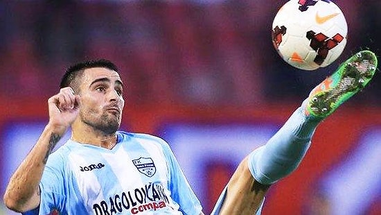 Soyunma Odasında Silah Çektiler