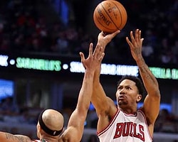 Chicago Bulls'lu Derrick Rose Sakatlandı