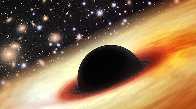 10. Güneş'in 12 Milyar Katı Büyüklüğünde Kara Delik Keşfedildi