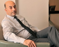 Erdem Başçı ile Görüştüm: Rahatsız | Uğur Gürses | Radikal