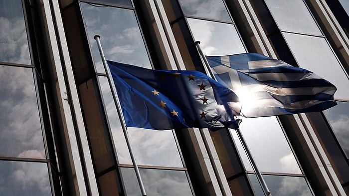 Almanya'dan Yunanistan'a Yardıma Onay