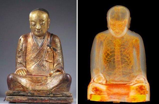 1. 1000 Yıllık Buda Heykelinin İçinden Keşiş Mumyası Çıktı