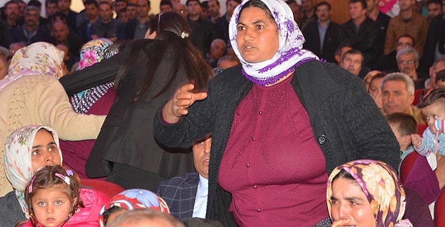 4. Ermenek’te Tapu Dağıtan Bakanlara Protesto