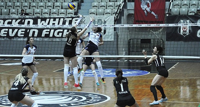 Beşiktaş'a Evinde Darbe