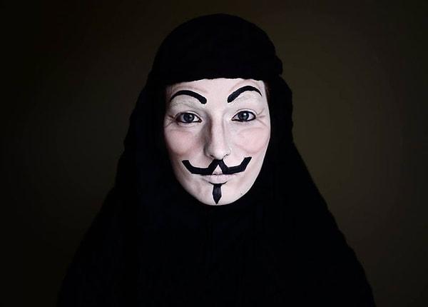 4. Vendetta olmak için maske takmasına gerek kalmamış