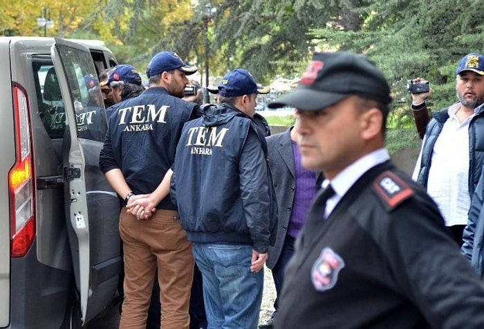 Yasadışı Dinlemede 18 Polis Hakkında Yakalama Kararı