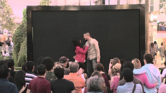 Sevgi'nin Dili, Dini, Rengi Yoktur!