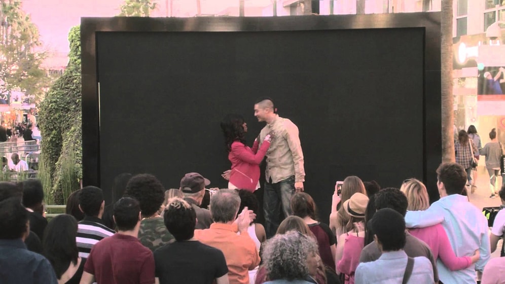 Sevgi'nin Dili, Dini, Rengi Yoktur!