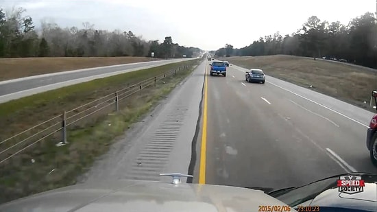 Kamyonun Altına Girmeye Can Atan Sürücü