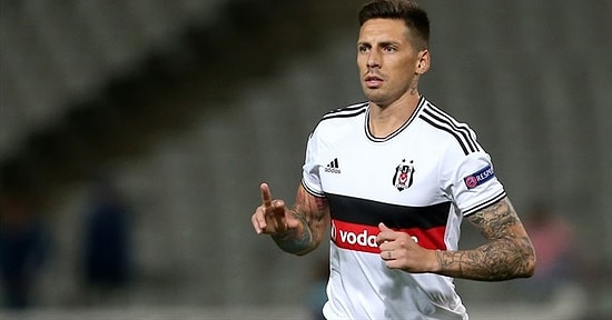 Sosa, Ligdeki Sert Futboldan Şikayetçi