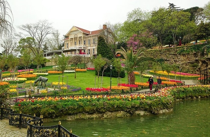 Emirgan'a 'Komşu' Olan Tartışmalı Araziye AVM ve Otel İhalesi Yapıldı