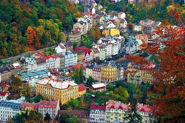 32-Spa ve Termal merkezi Karlovy Vary