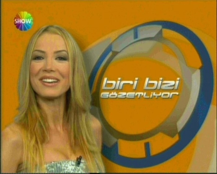 Nostalji İçin Görüşme Odasına: Biri Bizi Gözetliyor Evi Denince Akla Gelenler!