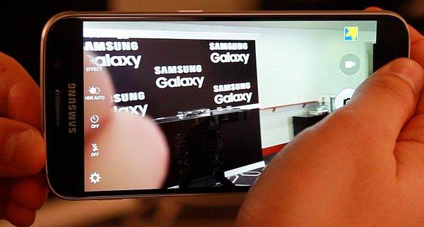 5. Samsung'un yeni telefonlarında Home tuşuna iki kere basarak, kamerayı aktifleştirebilirsiniz.