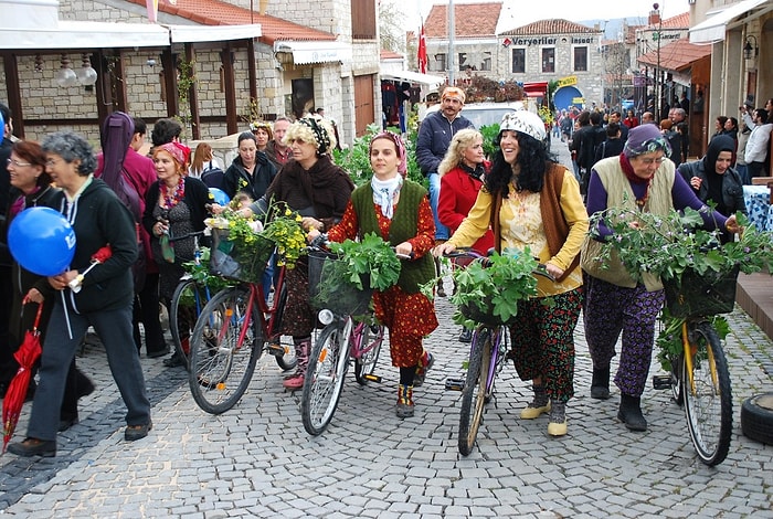 Alaçatı Ot Festivali'ne Diyanet İşleri'nden Engel