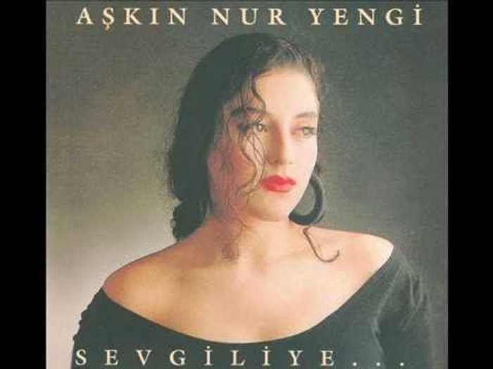 Aşkın Nur Yengi - Ayrılmam Şarkı Sözleri