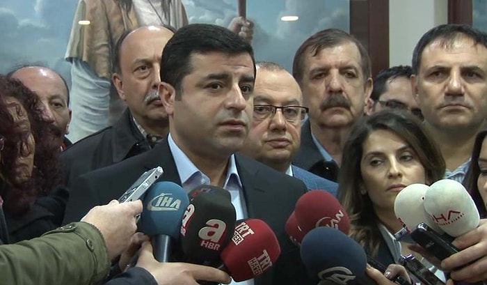 Demirtaş’tan 'İç Güvenlik Paketi' Yorumu: 'Deveye Benziyor, Neresini Düzelteceğiz?'