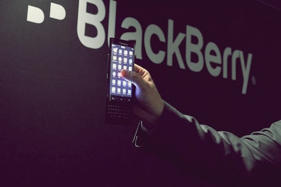 BlackBerry Pes Etmeye Niyetli Değil