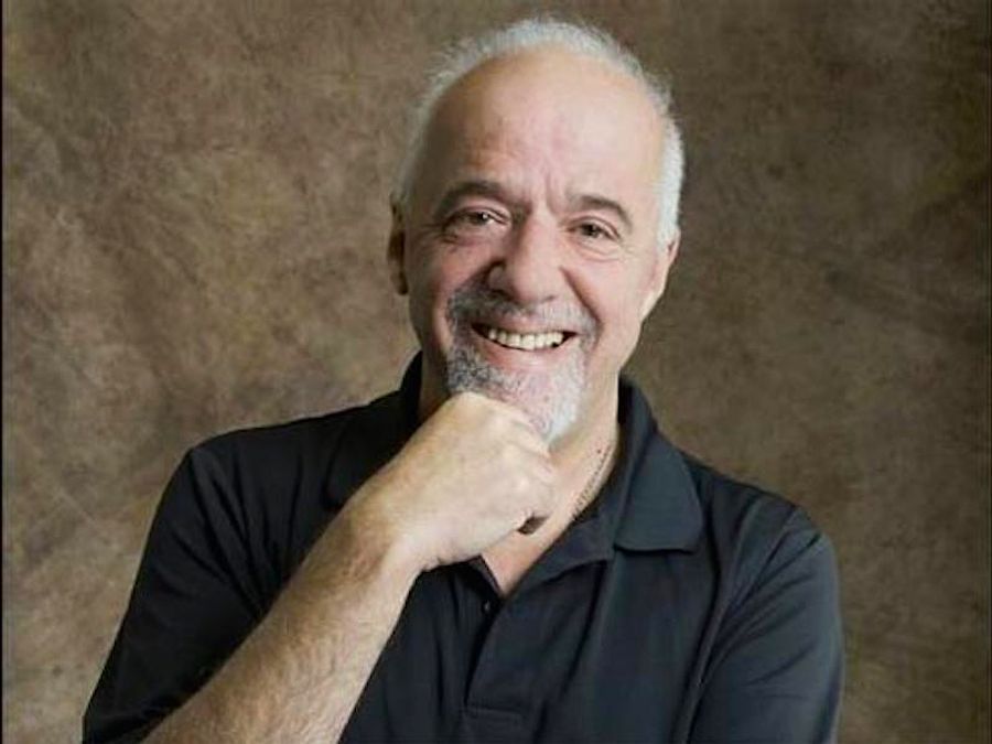 Simyaci Yazari Paulo Coelho Dan Basucu Notu Yapilacak 15 Alinti Onedio Com