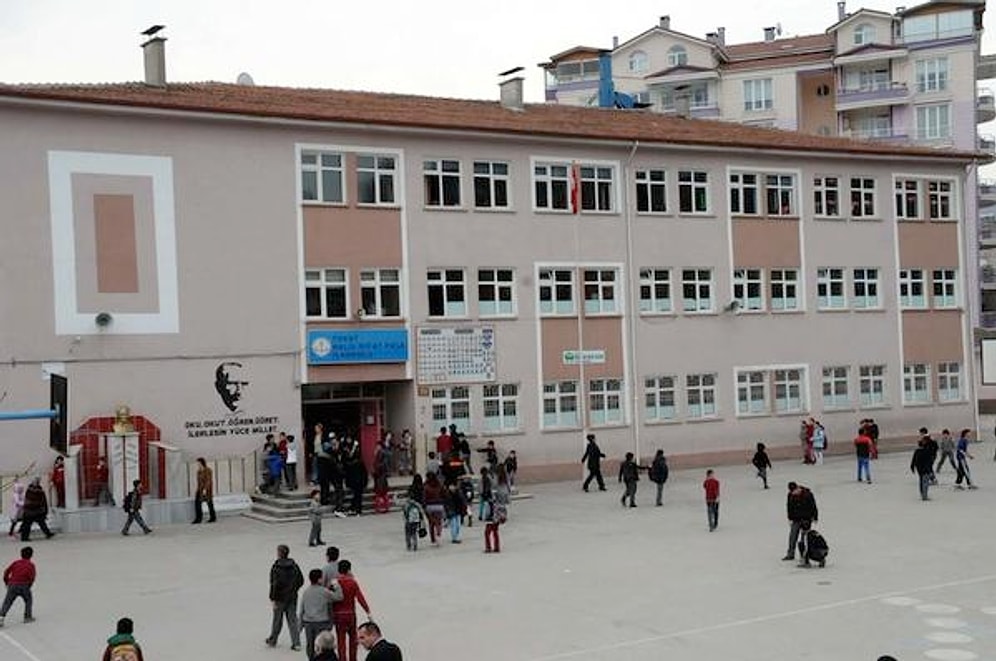 Öğretmenden Öğrencilere: 'Size Tecavüz Mubah'