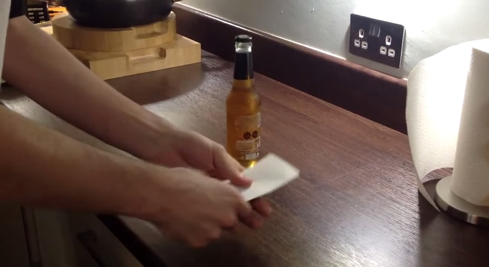 Kağıt ile Şişe Kapağı Nasıl Açılır?