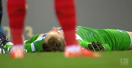 Paderborn Kalecisinin Nakavt Olduğu An